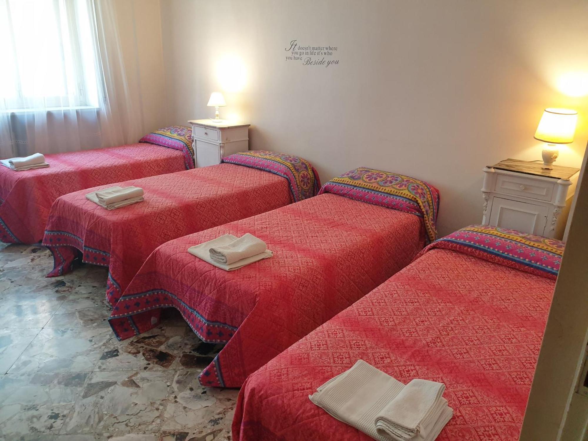 Bari Grand Central Apartment Екстер'єр фото