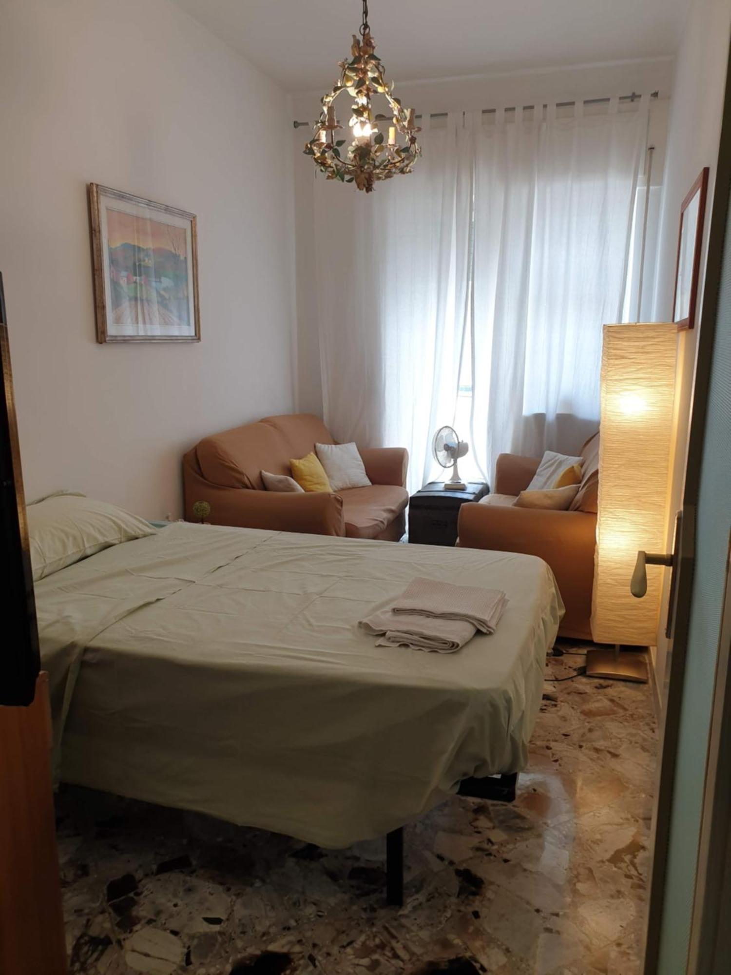 Bari Grand Central Apartment Екстер'єр фото