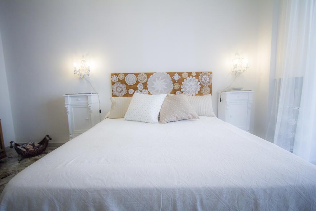 Bari Grand Central Apartment Екстер'єр фото